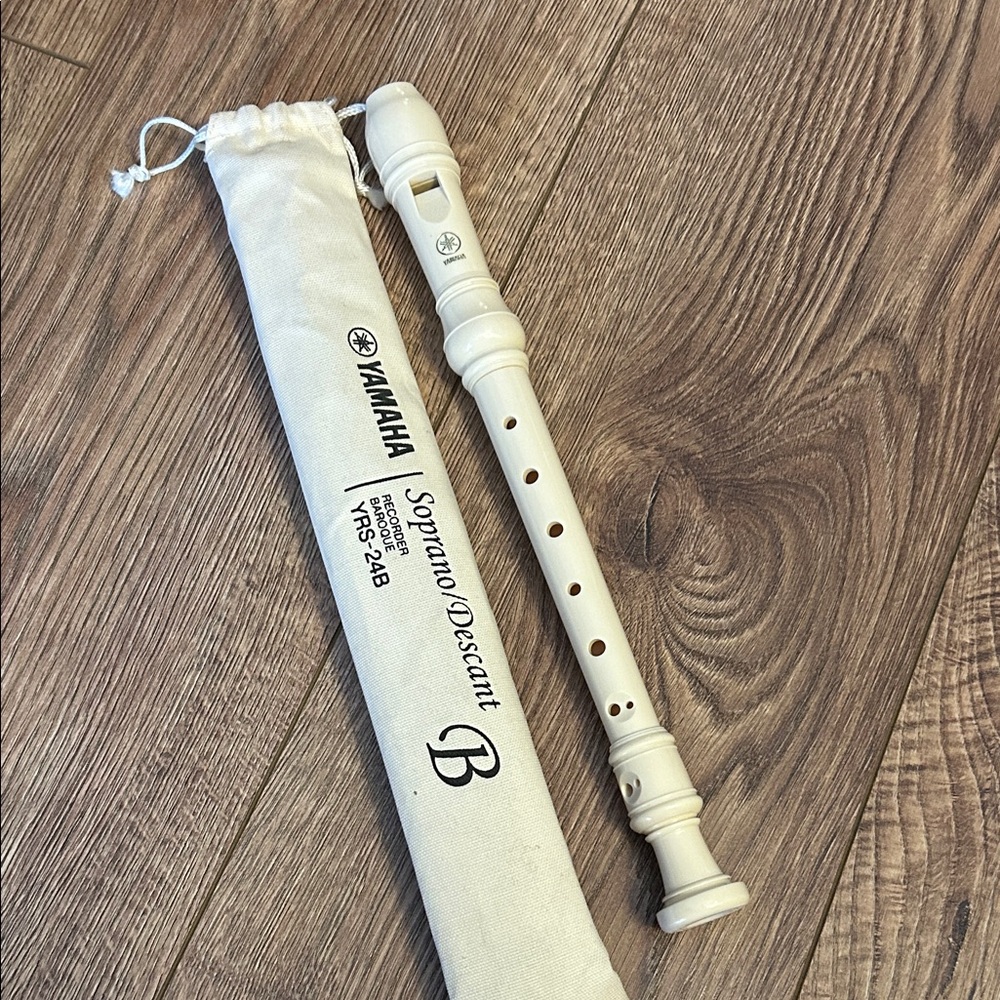 Yamaha Cream Descant Recorder